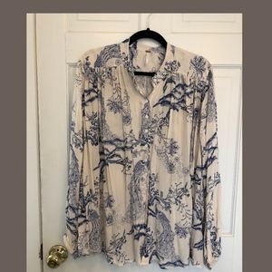 Free People flowing Peacock blouse. Never worn.